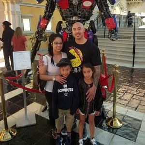 Meet your Posher, Ariana